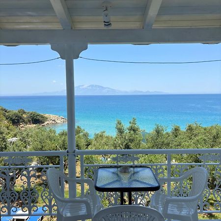 Villa Agia Aikaterini Amoudi Exterior photo