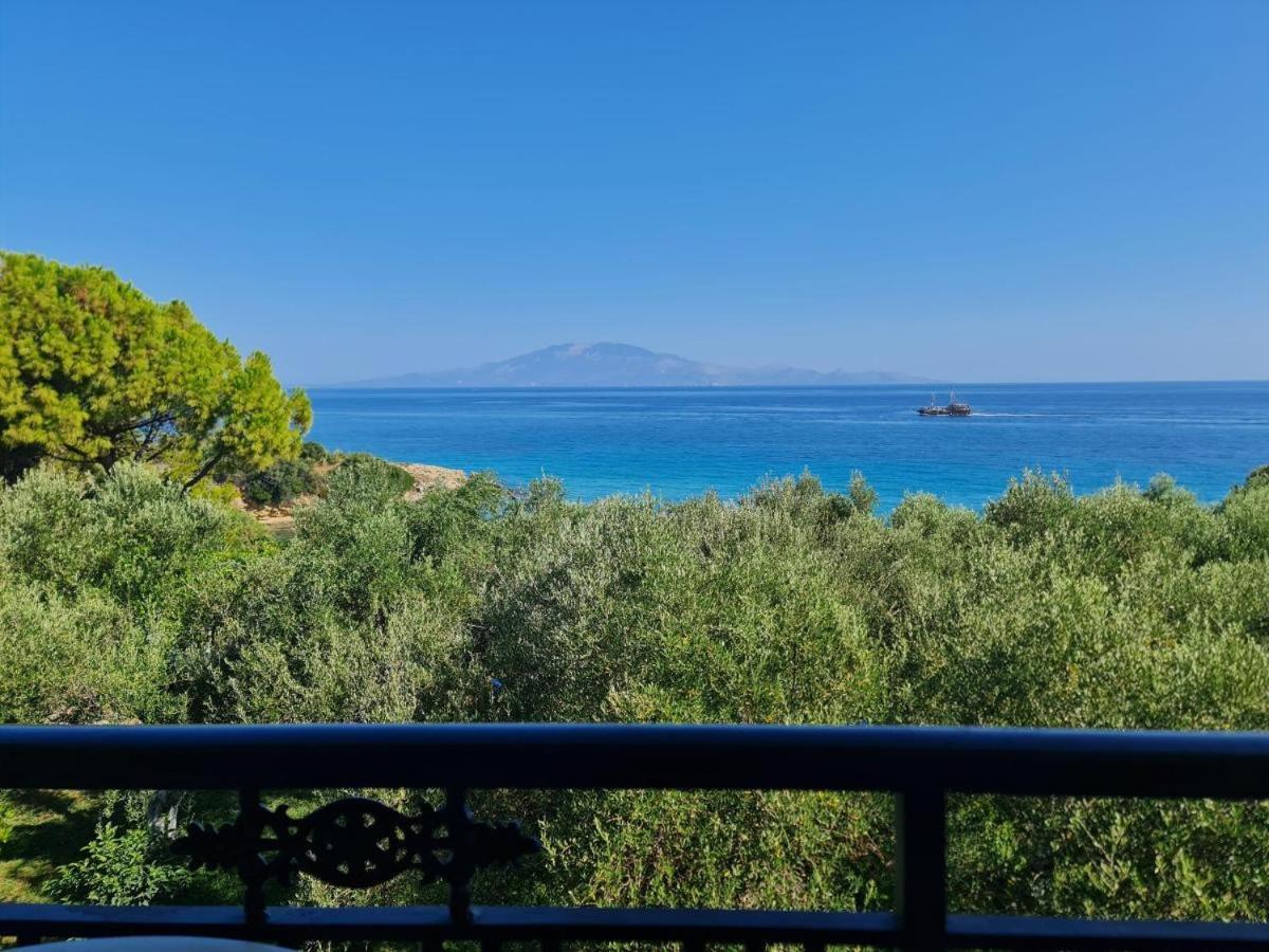 Villa Agia Aikaterini Amoudi Exterior photo